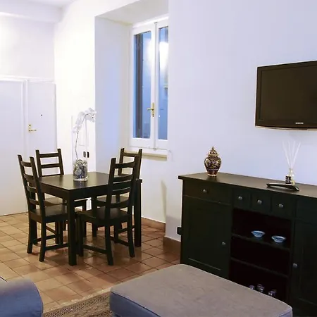 Apartment Lhp Campo De Fiori Rome